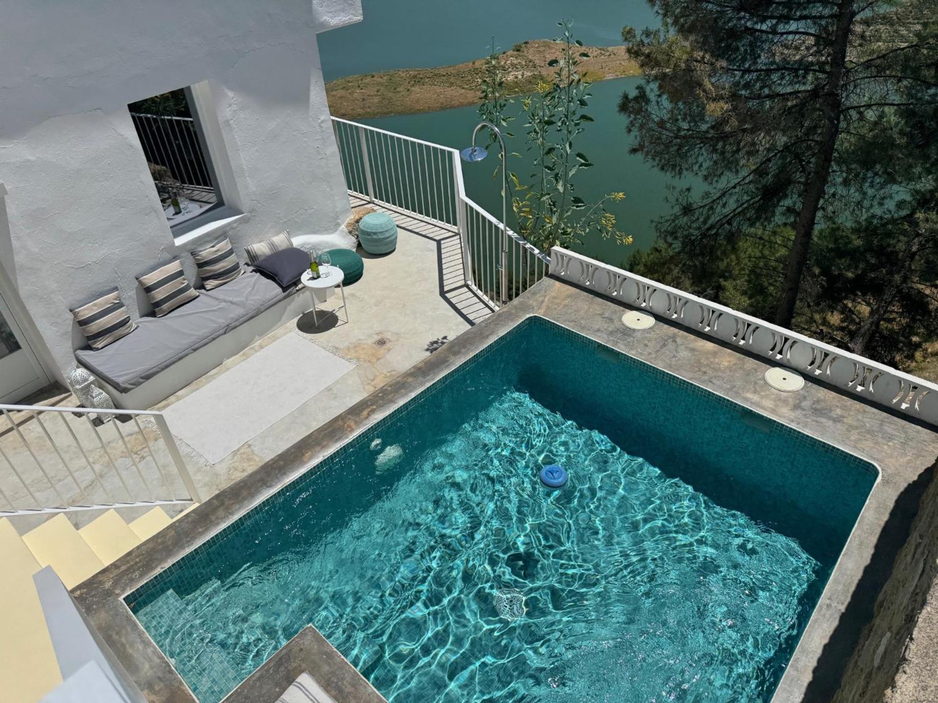Casa Trece Villa Iznájar Exteriör bild