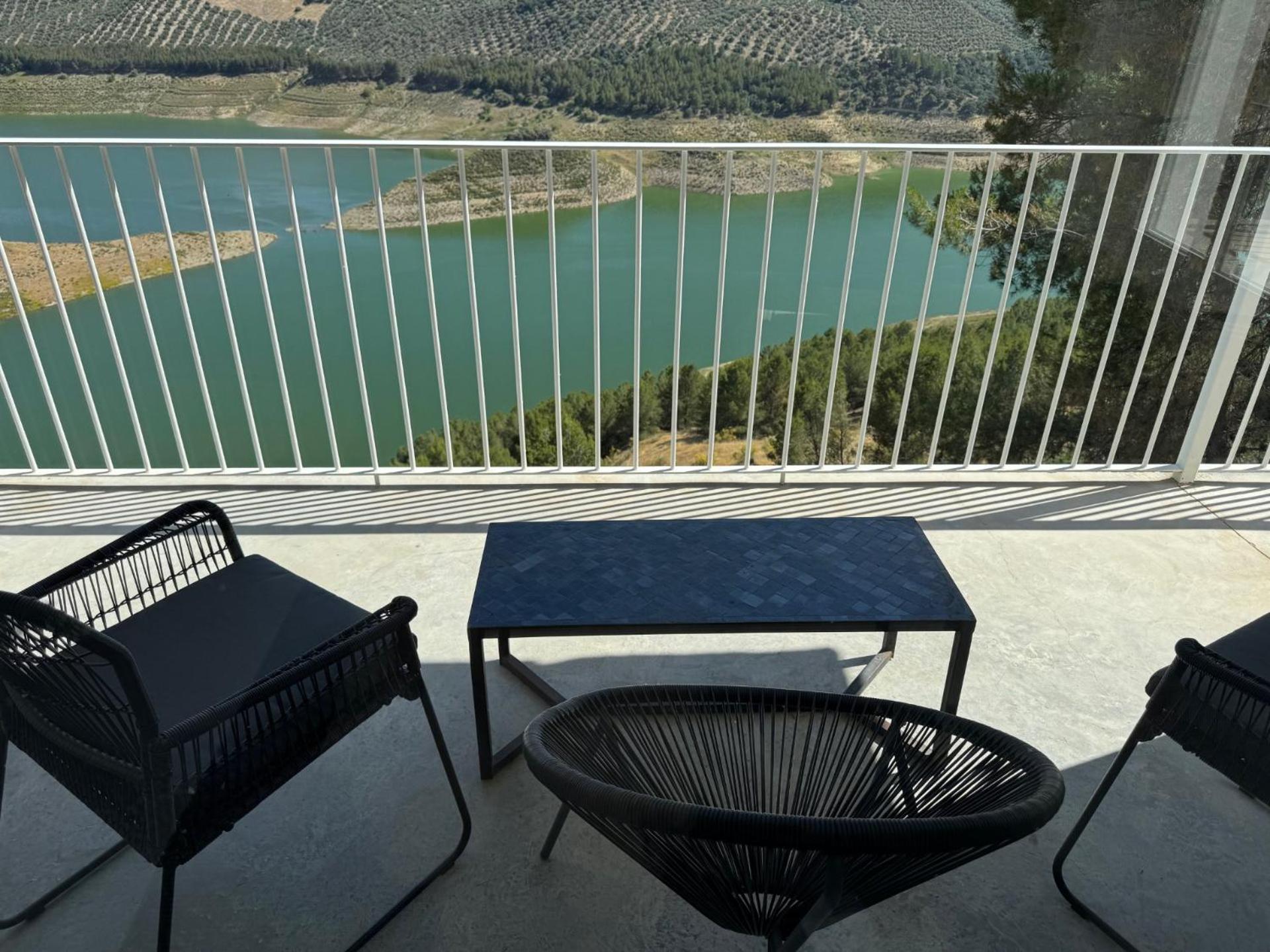 Casa Trece Villa Iznájar Exteriör bild